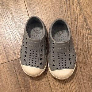 Native Jefferson sandals